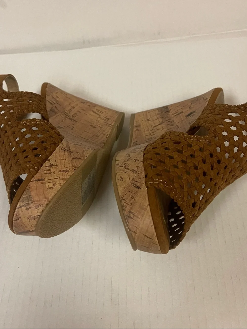 Mudd Women Size 5.5 Festival Cognac Woven Cork Wedge Sandals